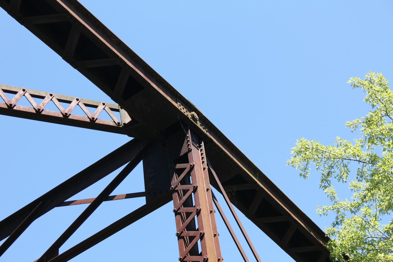 Upper connection